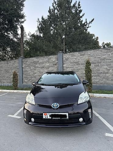 highlander 2017: Toyota Prius: 2013 г., 1.8 л, Вариатор, Гибрид, Хэтчбэк — 1