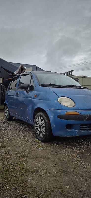 Унаа сатуу: Daewoo Matiz: 2001 г., 0.8 л, Кол менен иштөөчү, Бензин, Седан — 4