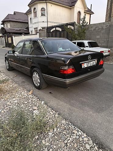 старый кондиционер: Mercedes-Benz E-Class: 1993 г., 2.2 л, Автомат, Бензин, Седан — 4