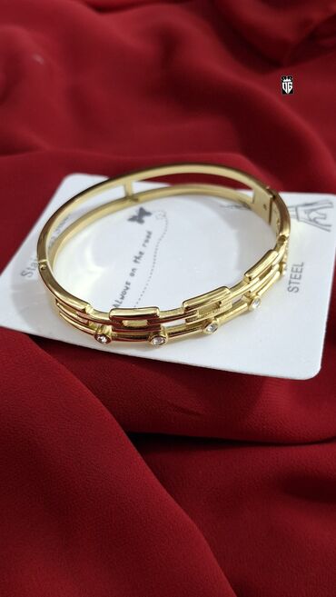 Bilərziklər: Qızılı rəngli, paslanmayan poladdan (STEEL) bəzək bilərziyi. Oval -da lalafo.az — 3 Bilərziklər: Qızılı rəngli, paslanmayan poladdan (STEEL) bəzək bilərziyi. Oval — 3