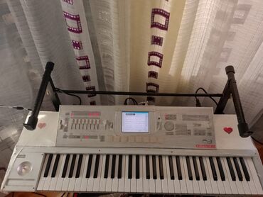 Saz: Sintezator, Korg