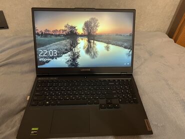 Apple MacBook: Lenovo Legion noutbuk Satılır - Ekran: 15.6" (nazik çərçivələr), mat