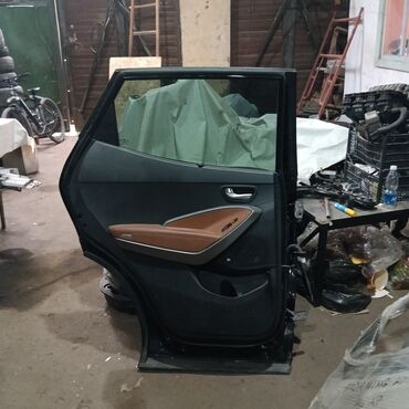авто замок на машину: Эшик Арткы оң Hyundai, Оригинал