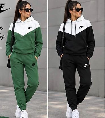 sport: Ženske trenerke S,M,L,XL veličine za samo 4100 din
pb — 1