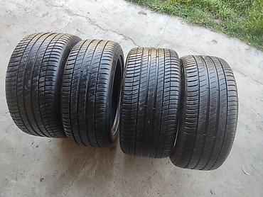 спортивный резина: Комплект из 4 летних шин Michelin Размеры: - Пара задних: 275/40 R18 — 1