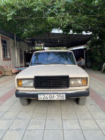 запчасти cr v: VAZ (LADA) 2107: 0.3 l | 1995 il 1500 km Sedan