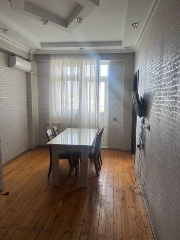 Uzunmüddətli kirayə mənzillər: Masazirda giriwde kruqa yaxin 3 otaq 12/5 mertebesi ewyali ev kiraye — 3