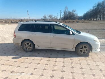 Toyota: Toyota : 2001 г., 1.8 л, Автомат, Бензин, Универсал