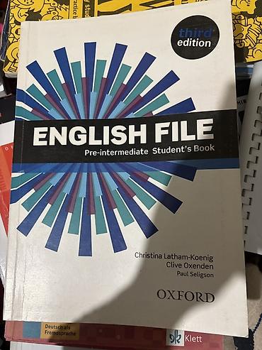 Учебник English File. Pre-Intermediate Student’s Book (Third Edition)