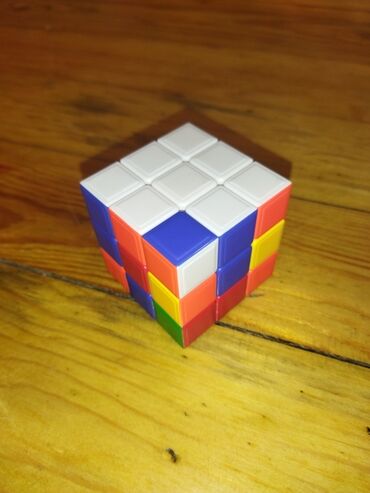 detskie veshchi 3 goda: Kubik rubik.3*3 .orginaldı qutusu ilə veriləcək