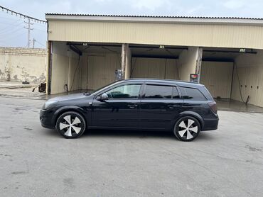 Opel: Opel Astra: 1.4 l | 2007 il 268000 km Universal — 4