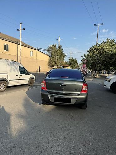 Транспорт: Chevrolet Cobalt sedan - Kuzov: 4 qapılı sedan, tünd boz rəng - — 3
