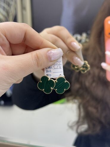 Üzüklər: Üzük, Sarı qızıl, 585 Əyar — 15