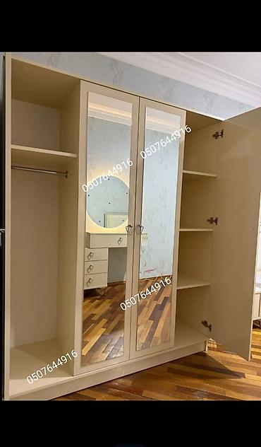 tək dolablar: Düz dolab, Yataq otağı üçün, Paltar üçün, Açılan, Korpuslu, 3 qapılı — 2