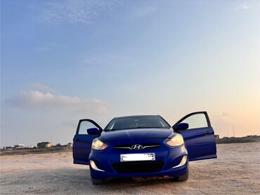 Hyundai: Hyundai Accent: 1.6 l | 2012 il Sedan — 2