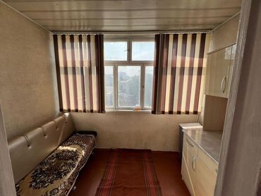 квартиры с подселением для девушек: 1 комната, 32 м², 104 серия, 3 этаж, Косметический ремонт