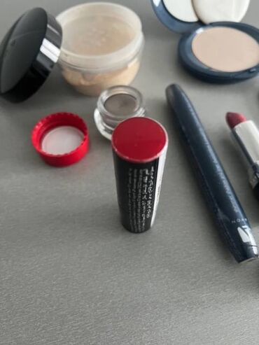 Šminka: AVON sminka NOVO Avon puder NOVO Puder sa ogledalo i aplikatorom — 7