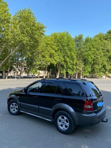 Kia: Kia Sorento: 2.5 l | 2005 il Ofrouder/SUV — 9