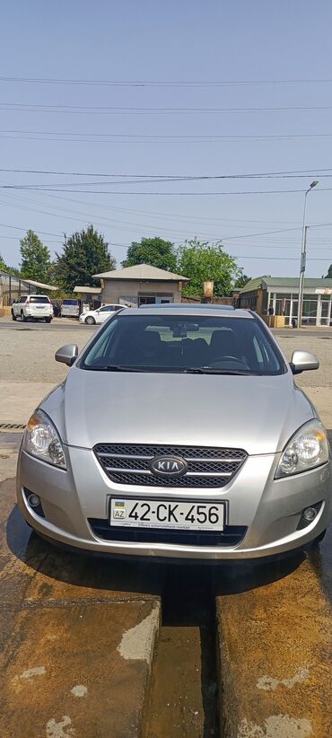 Kia: Kia Ceed: 1.6 l | 2007 il Hetçbek — 12