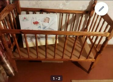 Детские кровати: Две за 1800 сом.Манеж и качалка