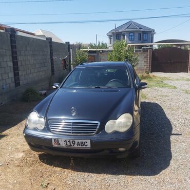 машина субари: Mercedes-Benz C-Class: 2002 г., 2.2 л, Механика, Дизель, Универсал