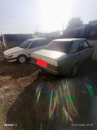 Унаа: Mercedes-Benz 190: 1989 г., 2.3 л, Кол менен иштөөчү, Бензин, Седан — 3