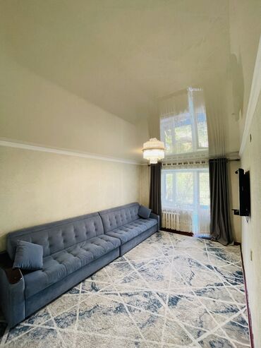 два дома: 3 комнаты, 58 м², Индивидуалка, 3 этаж, Косметический ремонт