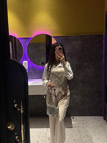 mango canta: Qadın kostyum dəsti – krem rəng - 3 hissədən ibarət: düyməli köynək — 2