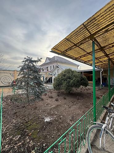 Долгосрочная аренда домов: 250 м², 6 комнат — 8