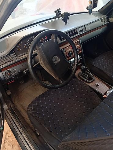 lada 2109: Mercedes-Benz W124: 1991 г., 2 л, Механика, Седан — 3