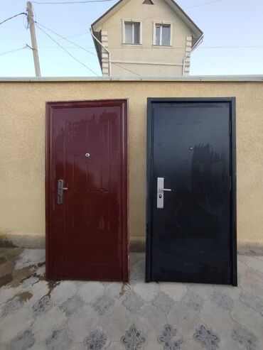 стильная мебель: 🔐 Продаются две крепкие, стильные двери — надёжность и эстетика в