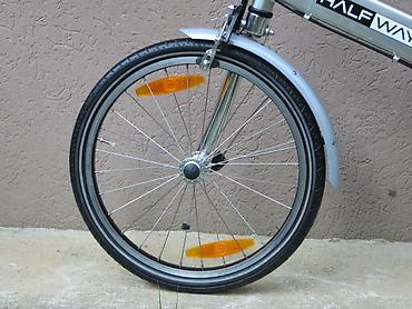Bicikli za odrasle: Sklopivi Alu bicikl GIANT HALFWAY 20" Prodajem očuvan nov sklopivi — 1