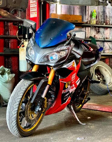 Мотоциклдер: Спортбайк Yamaha, 300 куб. см, Бензин, Чоңдор үчүн, Колдонулган