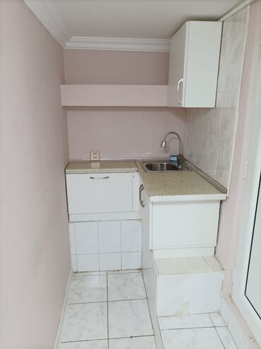 Başqa xidmətlər: Xalqlar dostlugu metrosuna yaxin,Ismayil Memmedov 7 unvaninda,142 — 11