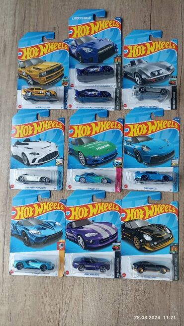 Модели автомобилей: Модели автомобилей,мотоциклы HotWheels оригинал,новые запечатанные