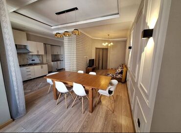 Продажа квартир: 2 комнаты, 77 м², Элитка, 4 этаж, Дизайнерский ремонт