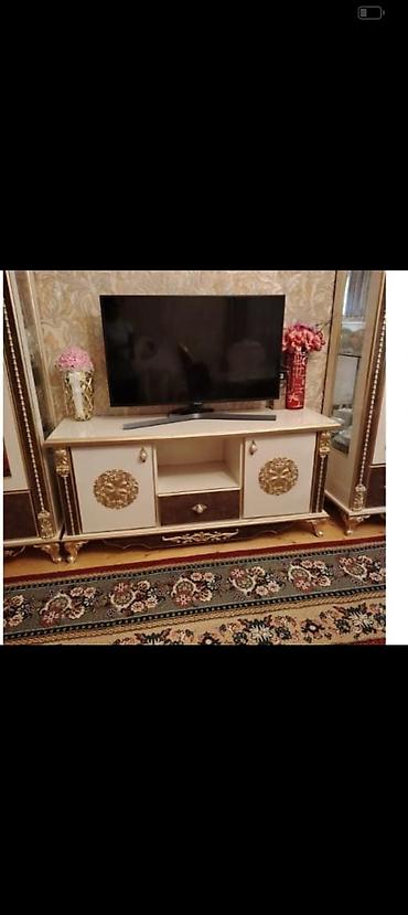 Divanlar: Künc divan, İşlənmiş, Açılan, Bazasız, Parça, Çatdırılma yoxdur — 4