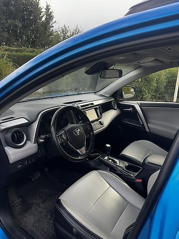 e6 3: Toyota RAV4: 2017 г., 2.5 л, Автомат, Бензин, Кроссовер — 8