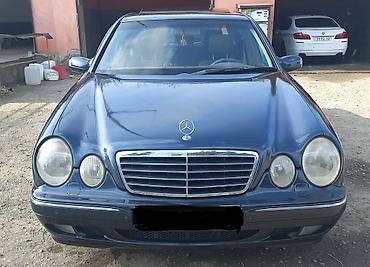 Mercedes-Benz: Mercedes-Benz E 280: 2.8 l | 1999 il Sedan — 1