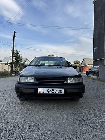 карадар: Volkswagen Passat: 1994 г., 1.8 л, Седан — 1