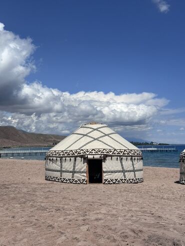 Аренда юрт: Аренда юрты, Каркас Деревянный, 85 баш, С полом — 15