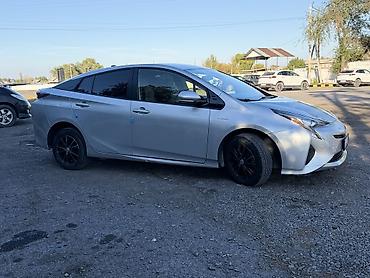 Toyota: Toyota Prius: 2018 г., 1.8 л, Вариатор, Гибрид, Лифтбек — 3