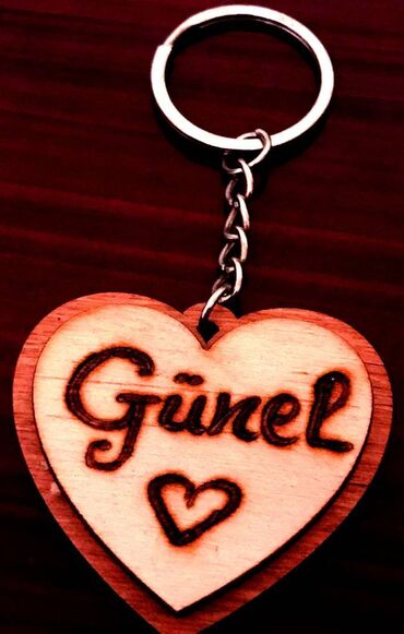 Digər: Продается оригинальный брелок "Gunel", новый. Прекрасная вещь, для