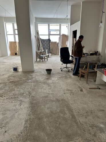 Mağazalar: Kommersiya sahəsi – vitrinli mağaza/iş otağı 50 kv m =80000 azn 60 kv — 12