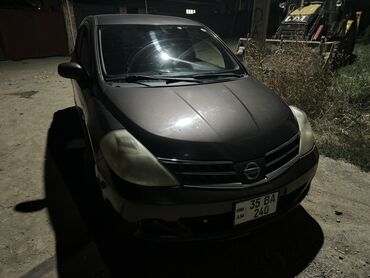 ас машина: Nissan Tiida: 2008 г., 1.5 л, Автомат, Бензин, Хетчбек