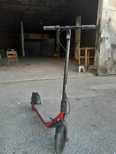 redline s50: - Rəng: qırmızı-qara - Güclü ön far (LED) və qabaq-arka reflektorlar - — 3