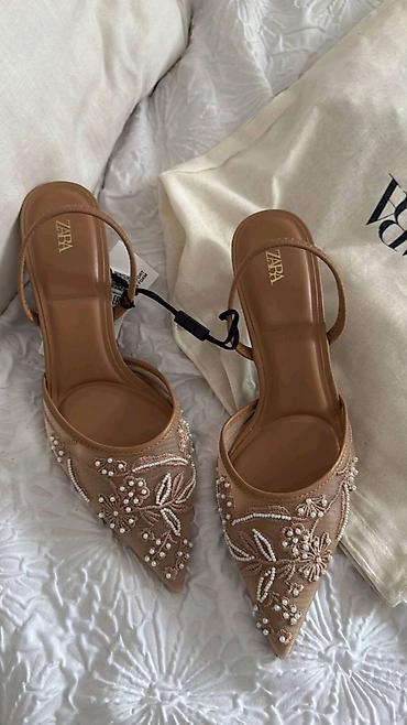 Туфли, 40, Zara, Новый, цвет - Бежевый at lalafo.kg Туфли, 40, Zara, Новый, цвет - Бежевый