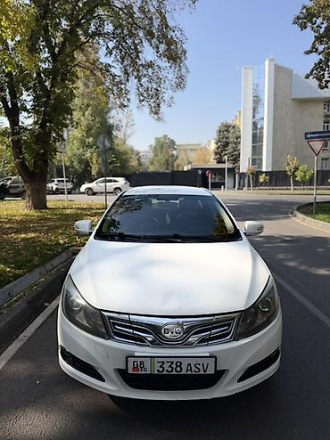 e 303: BYD E5: 2016 г., 0.1 л, Автомат, Электромобиль, Седан — 2
