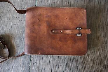 Антиквариат: Офицерский/полевой кожаный планшет 1940х гг. Состояние на фото, следы — 16