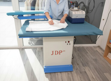 Tikiş maşınları: Tikiş maşını Jack, İşlənmiş,Elektromexaniki, 4 saplı, Ünvandan götürmə -da lalafo.az — 1 Tikiş maşınları: Tikiş maşını Jack, İşlənmiş,Elektromexaniki, 4 saplı, Ünvandan götürmə — 1